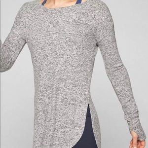 Athleta pose top size L